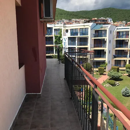 Guest house Eleonora 3*